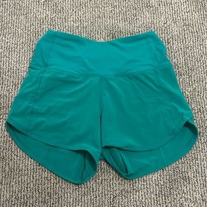 BRAND NEW LULULEMON SIZE 0 4in Speed up shorts